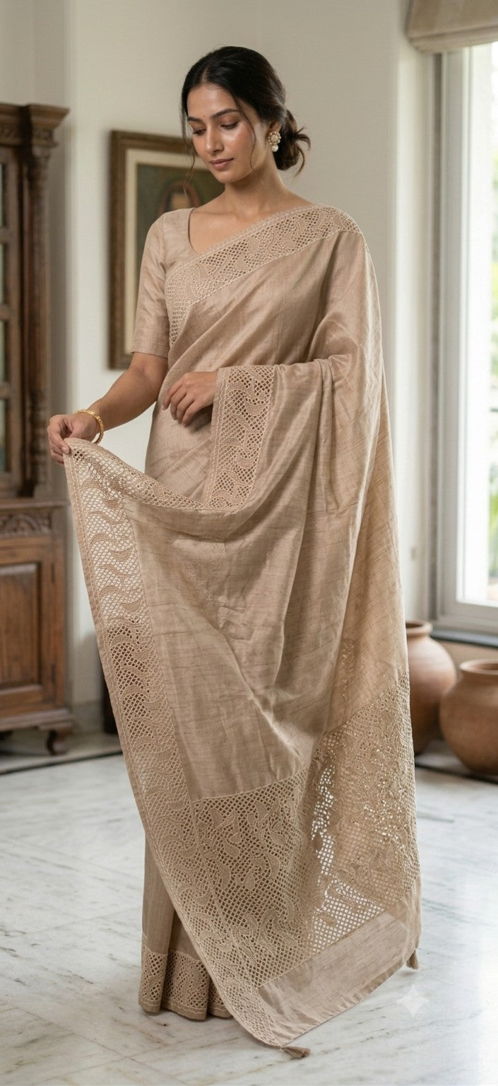 Pure Tussar Silk Warm Beige Hand Cutwork Saree – Pallu View