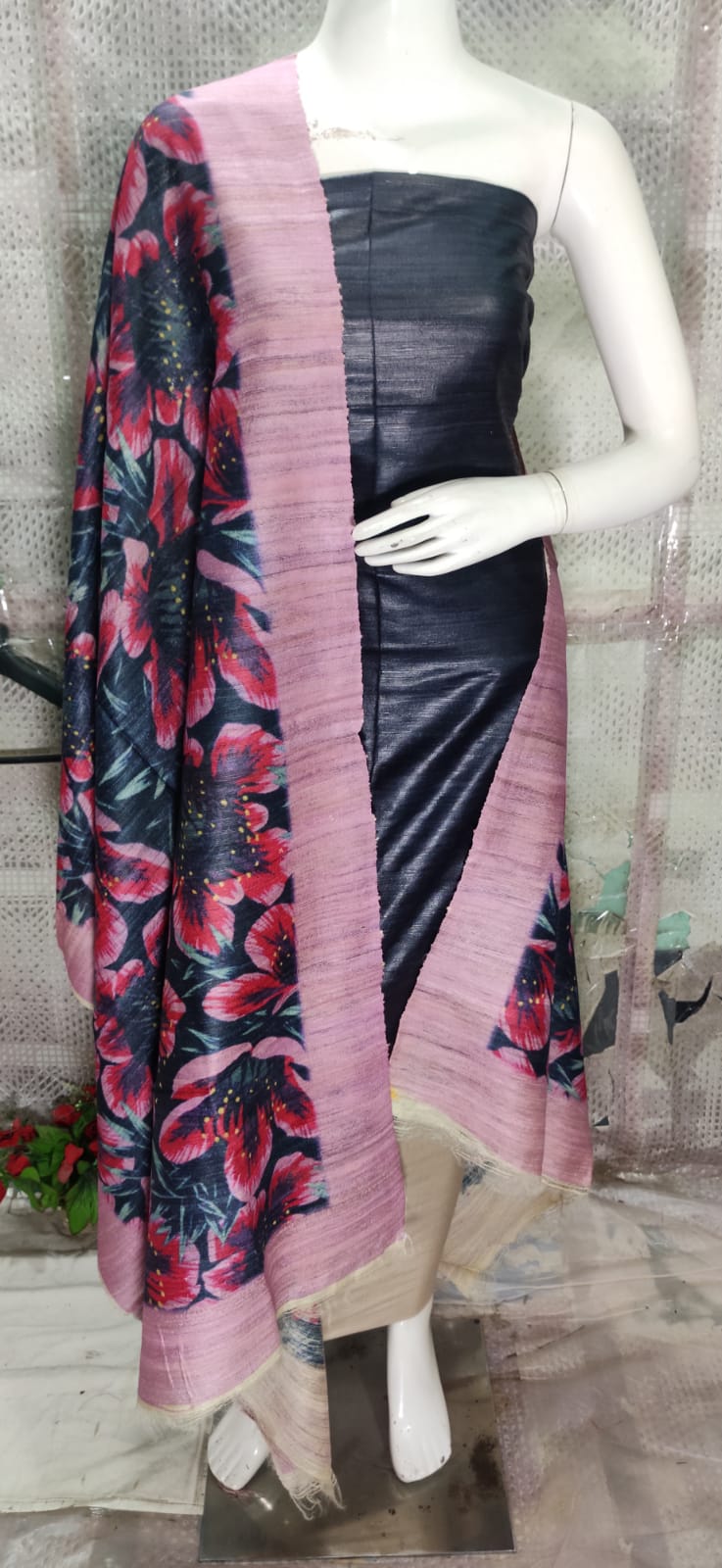 Tussar ghicha suits