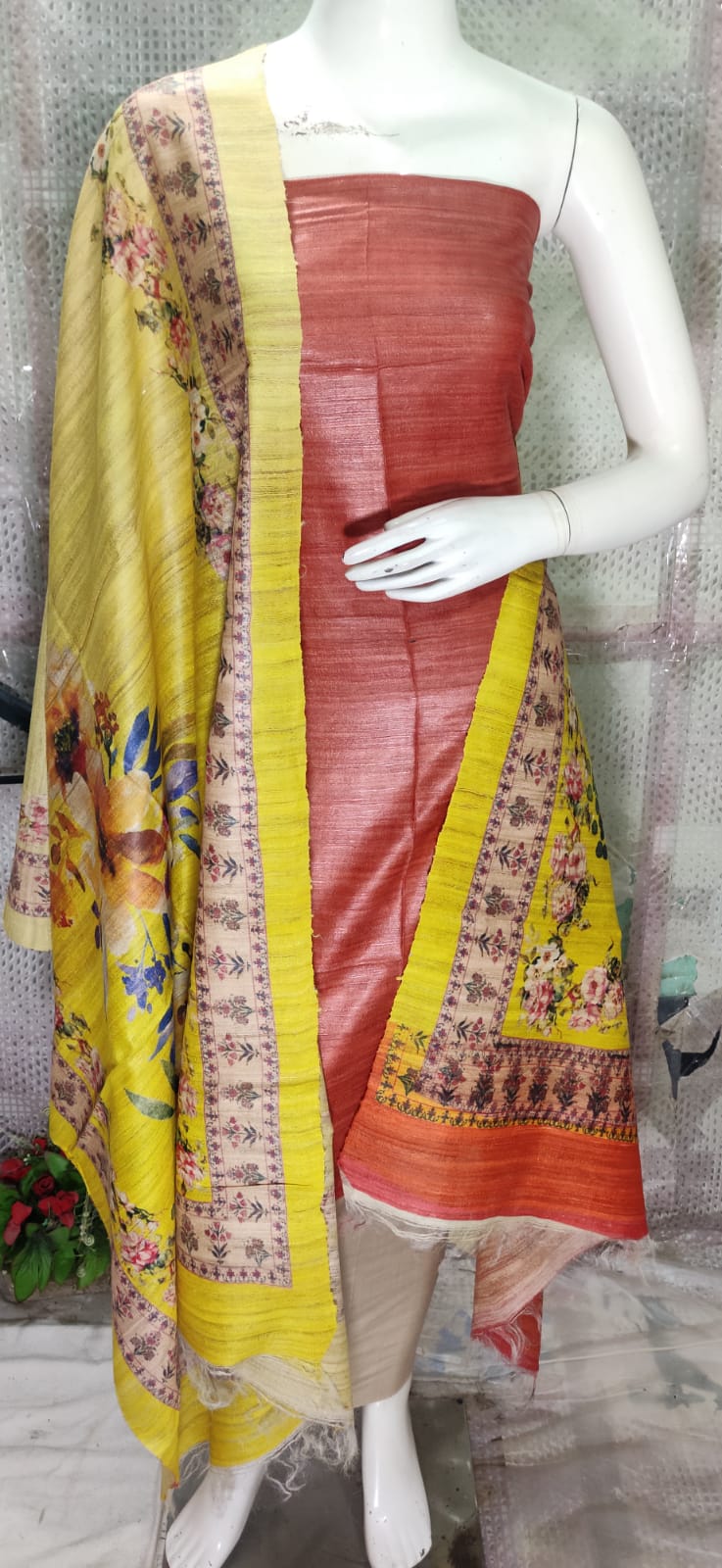 Tussar ghicha suits