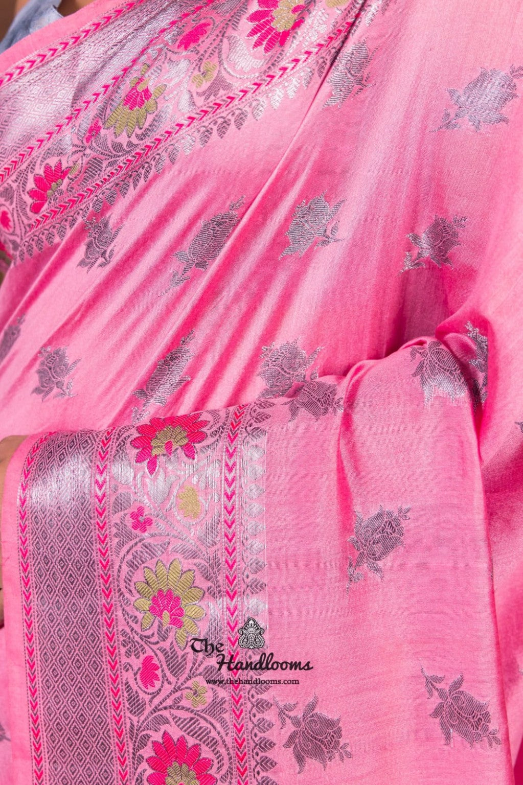 Pure Katan Meenakari Banarasi Saree Rose Pink weave detail