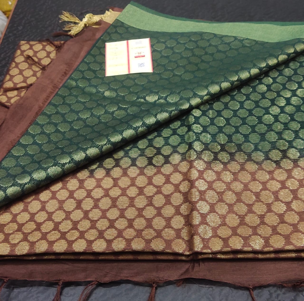 Soft silk zari buta Saree Taj